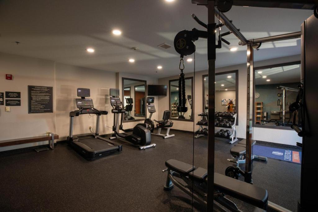 Candlewood Suites Saint Joseph By Ihg Ngoại thất bức ảnh