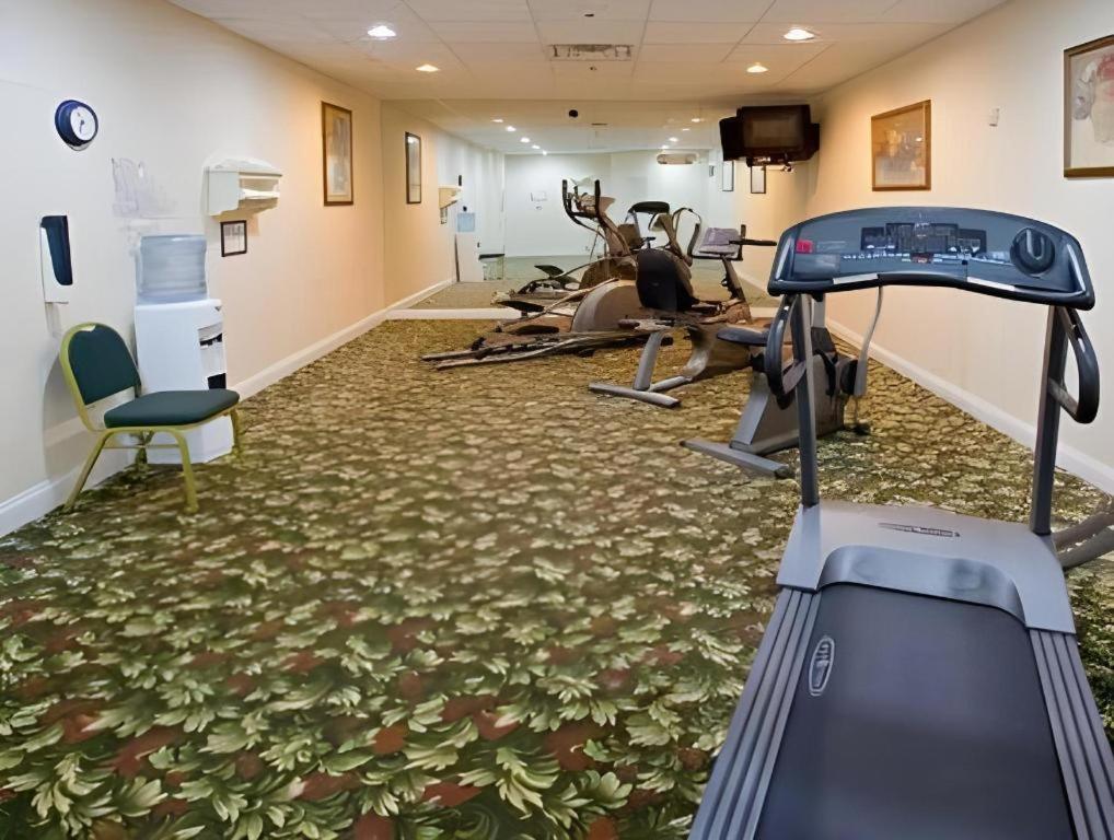 Candlewood Suites Saint Joseph By Ihg Ngoại thất bức ảnh