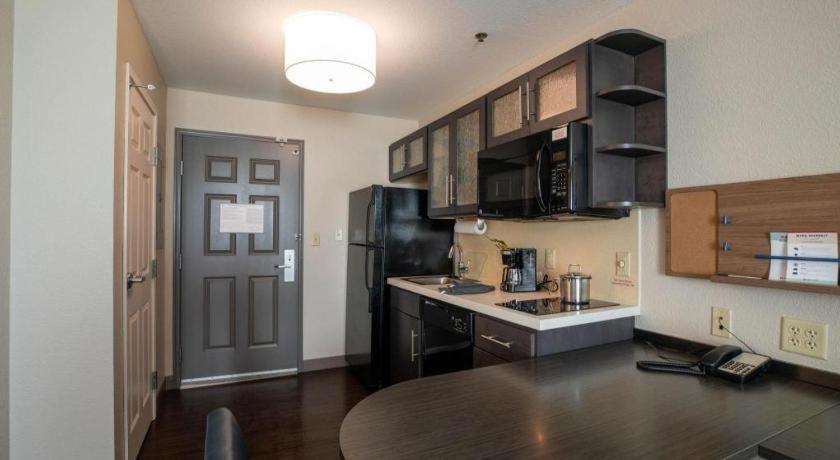 Candlewood Suites Saint Joseph By Ihg Ngoại thất bức ảnh