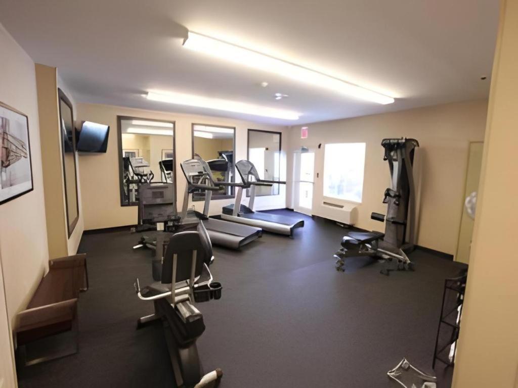 Candlewood Suites Saint Joseph By Ihg Ngoại thất bức ảnh