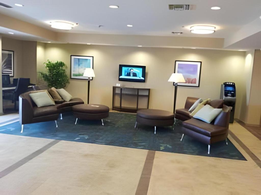 Candlewood Suites Saint Joseph By Ihg Ngoại thất bức ảnh