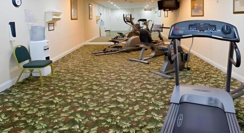 Candlewood Suites Saint Joseph By Ihg Ngoại thất bức ảnh