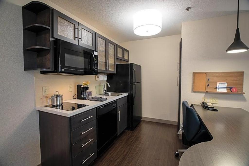 Candlewood Suites Saint Joseph By Ihg Ngoại thất bức ảnh