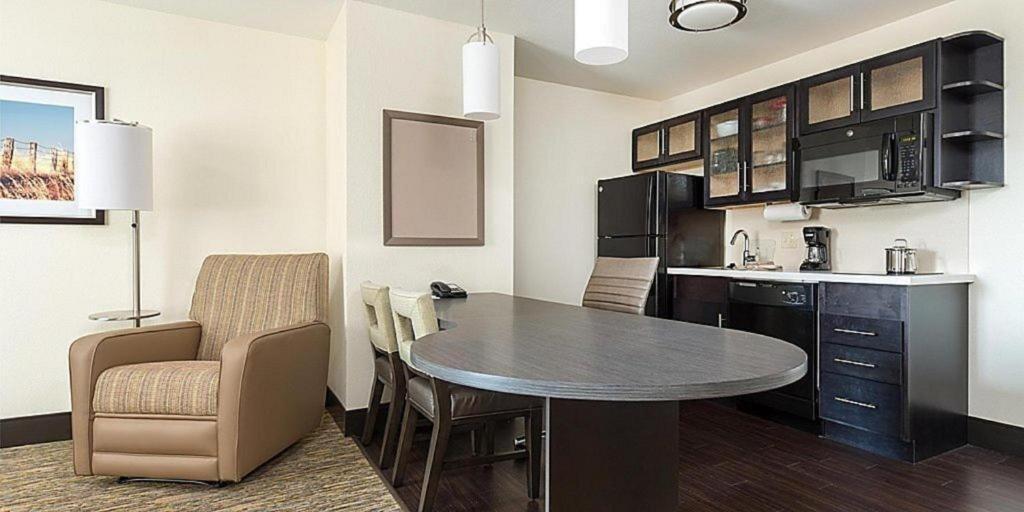 Candlewood Suites Saint Joseph By Ihg Ngoại thất bức ảnh
