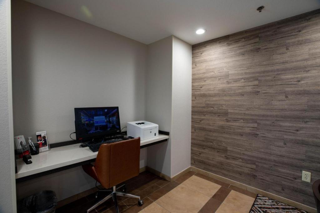 Candlewood Suites Saint Joseph By Ihg Ngoại thất bức ảnh